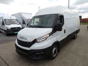 IVECO DAILY 35 S 16 A8 closed box van