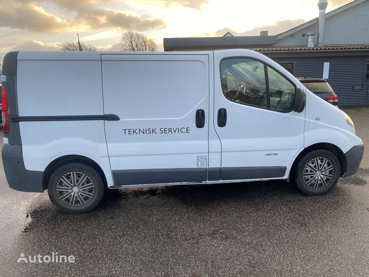 Nissan Primastar 2,0 diesel closed box van