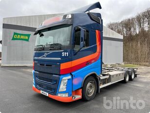 Volvo FH 500 container chassis