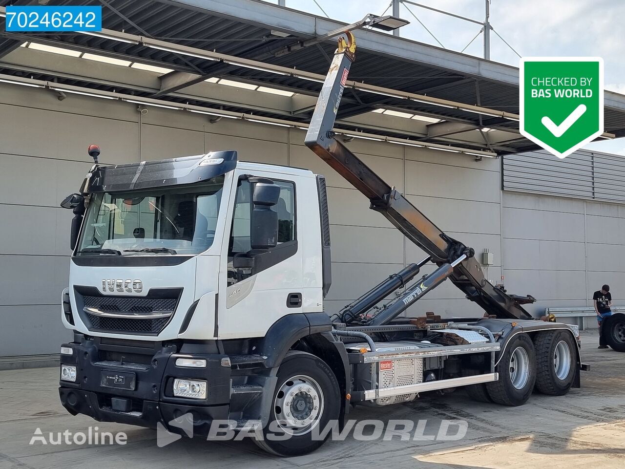 IVECO Stralis 460 6X2 ACC Liftachse 20T Euro 6 hook lift truck