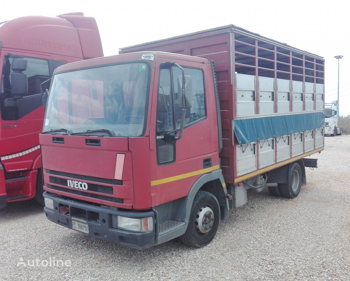 IVECO EUROCARGO 65E12 livestock truck