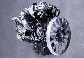 Mercedes-Benz OM471 engine for truck