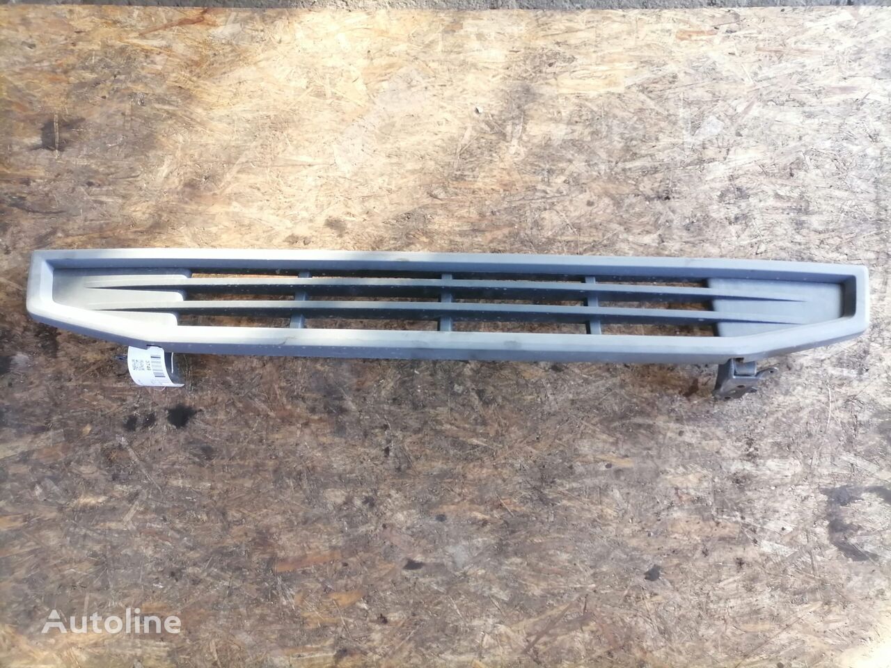 Volvo Grille panel 23720184 radiator grille for Volvo FH truck tractor