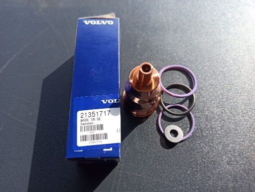 Volvo INJECTOR SLEEVE KIT - 21351717 21351717 repair kit for truck tractor