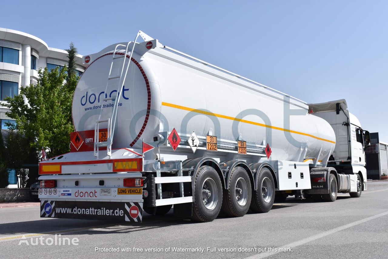 new Donat 10 to 12 Compartments fuel tank semi-trailer